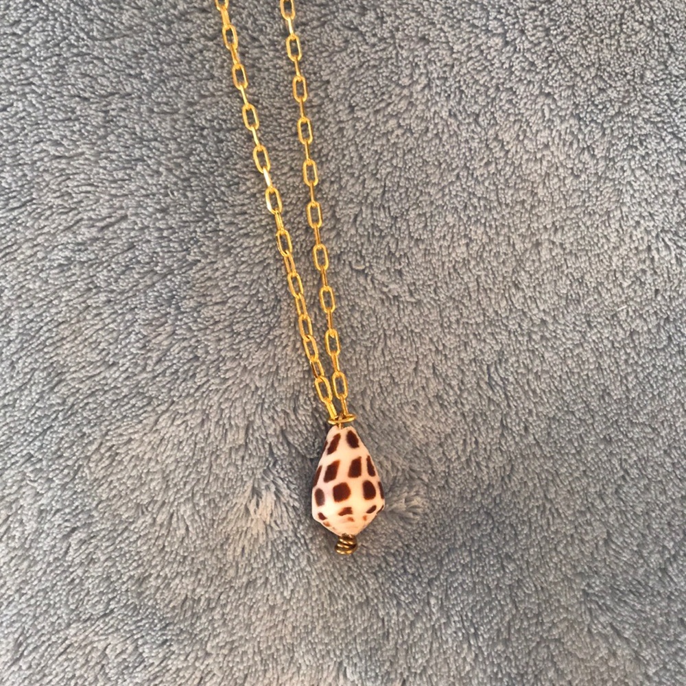 Hebrew cone on 28inch gold filled chain.